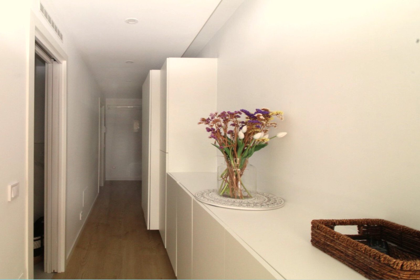 Modernisierte Wohnung mit Meerblick in exzellenter Lage