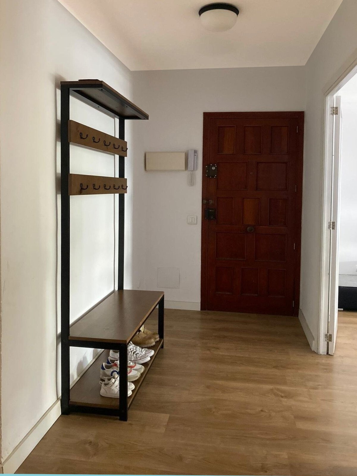 Geräumige, komplett modernisierte 4-Schlafzimmer-Wohnung – Perfekt für Dein neues Zuhause!
