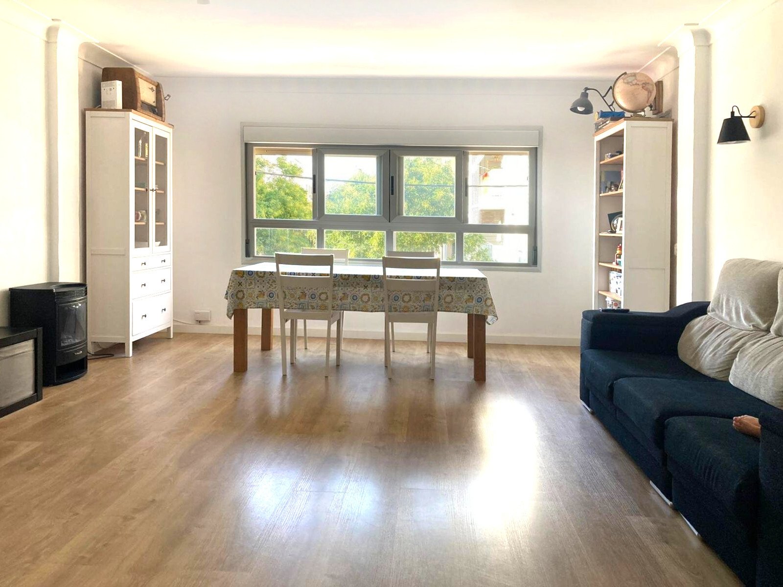 Geräumige, komplett modernisierte 4-Schlafzimmer-Wohnung – Perfekt für Dein neues Zuhause!