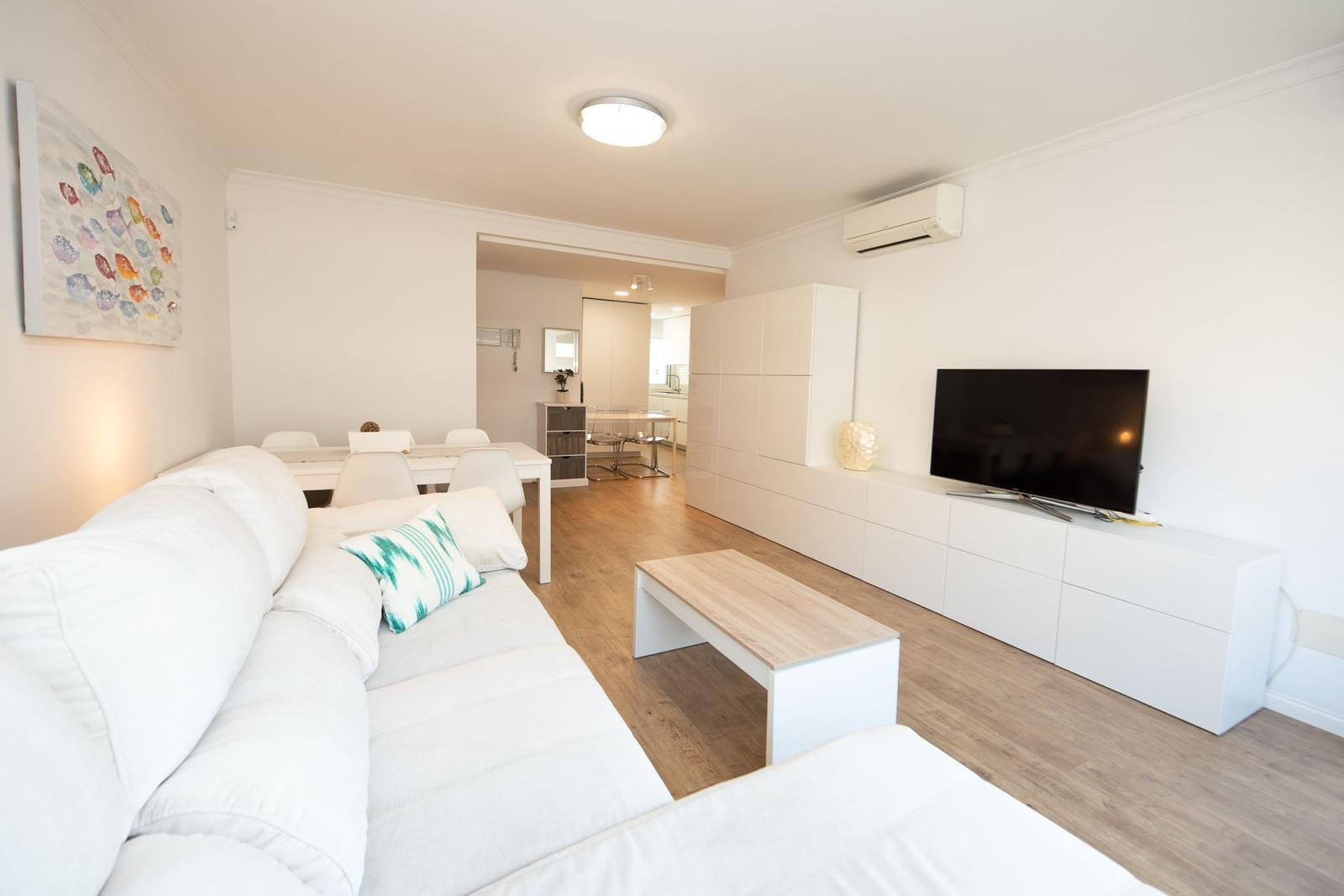 Modernisierte Wohnung mit Garage und Blick auf die historischen Mühlen!