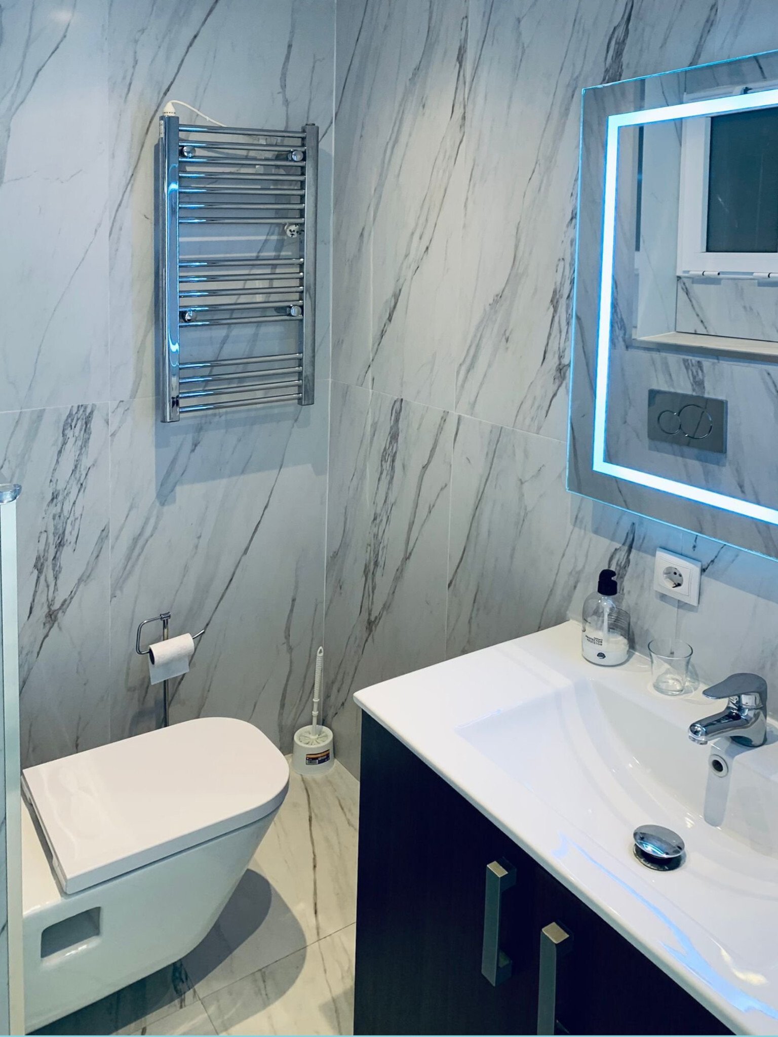 Charmante, neu renovierte Wohnung am Plaza Guillem Moragu
