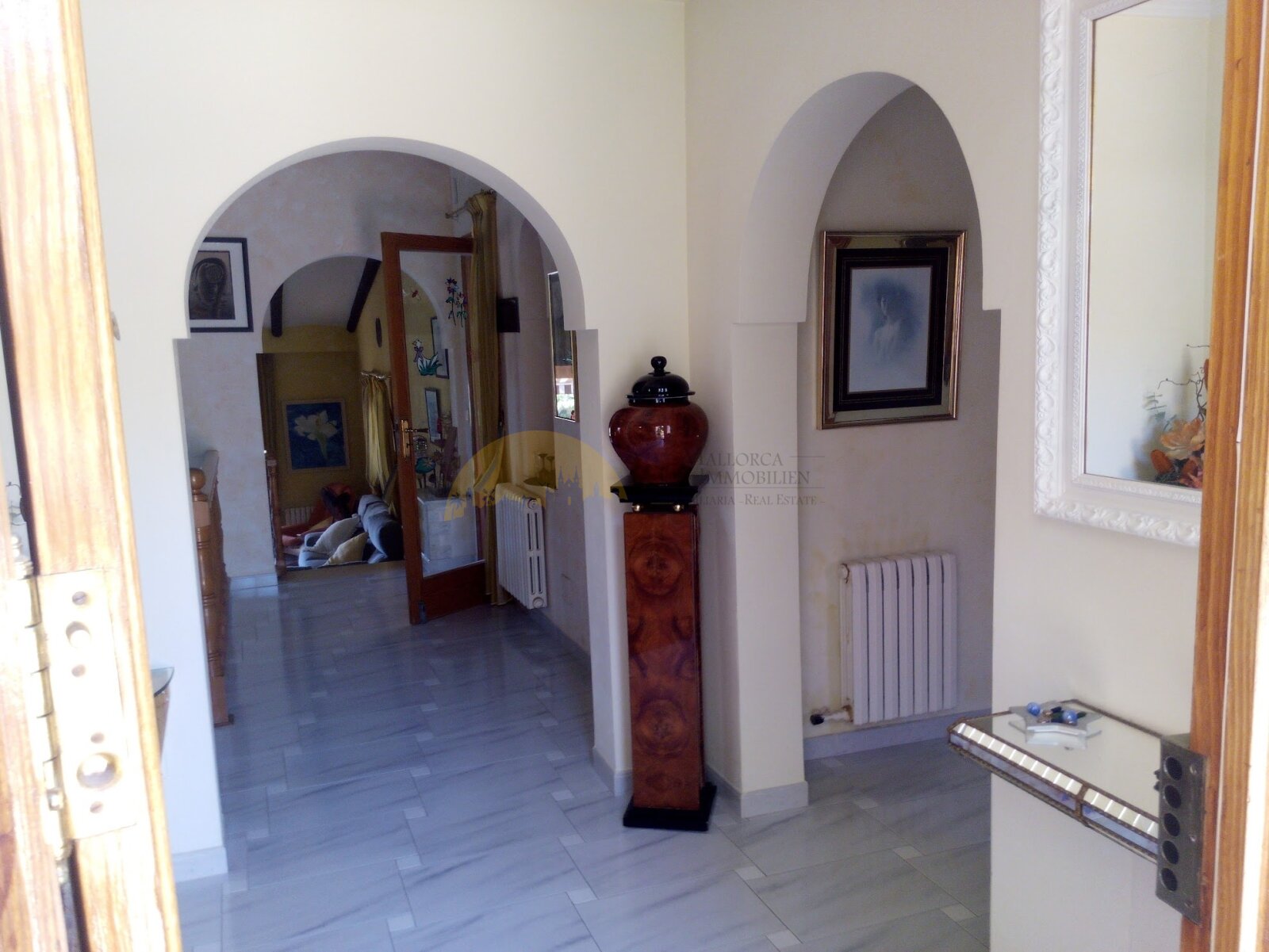 Exklusive Villa mit Meerblick und beeindruckendem Outdoor-Bereich