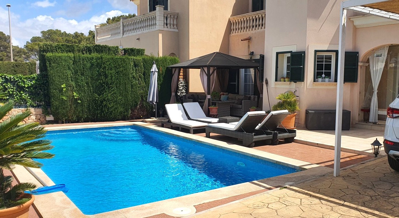 Exklusive Doppelhaushälfte mit Privatsphäre und Komfort – Ihr Traumzuhause auf Mallorca