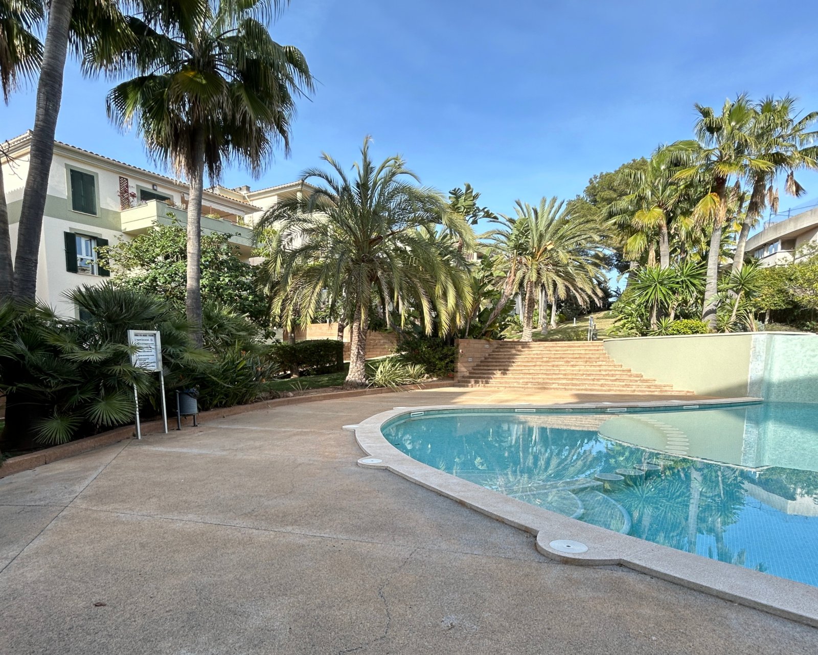 Exklusive Wohnung mit sonniger Terrasse und hochwertiger Ausstattung