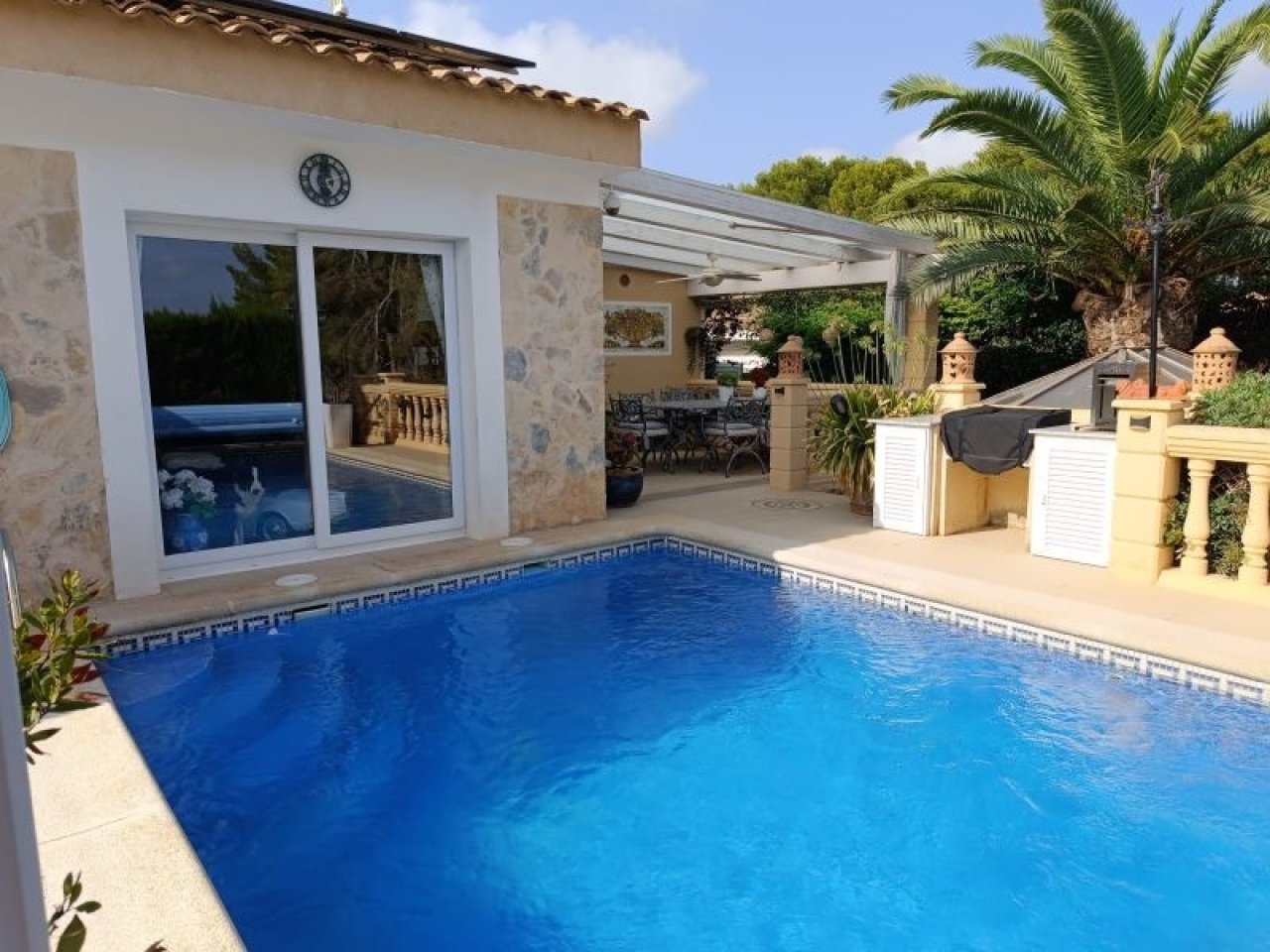 Pool Pool