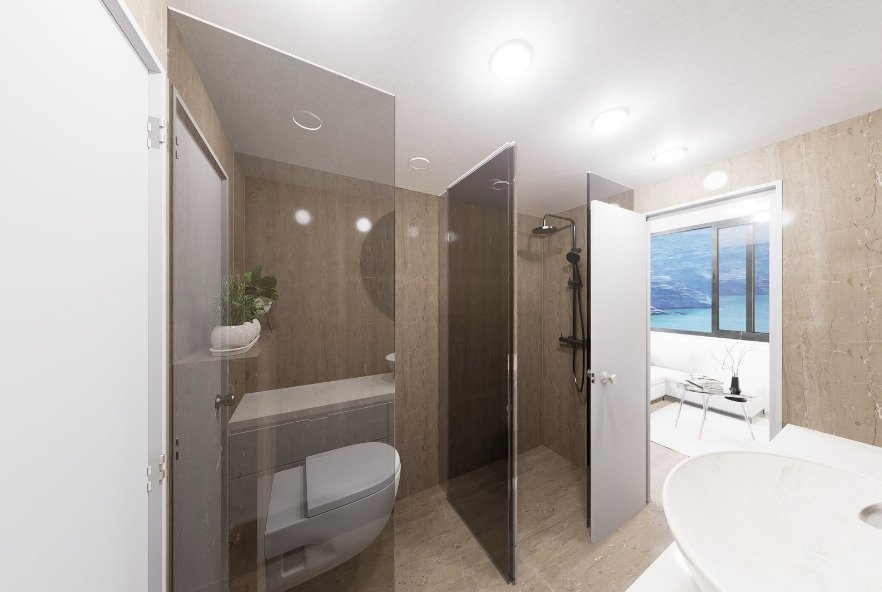 Luxuriöses Badezimmer mit begehbarer Dusche und freistehender Wanne