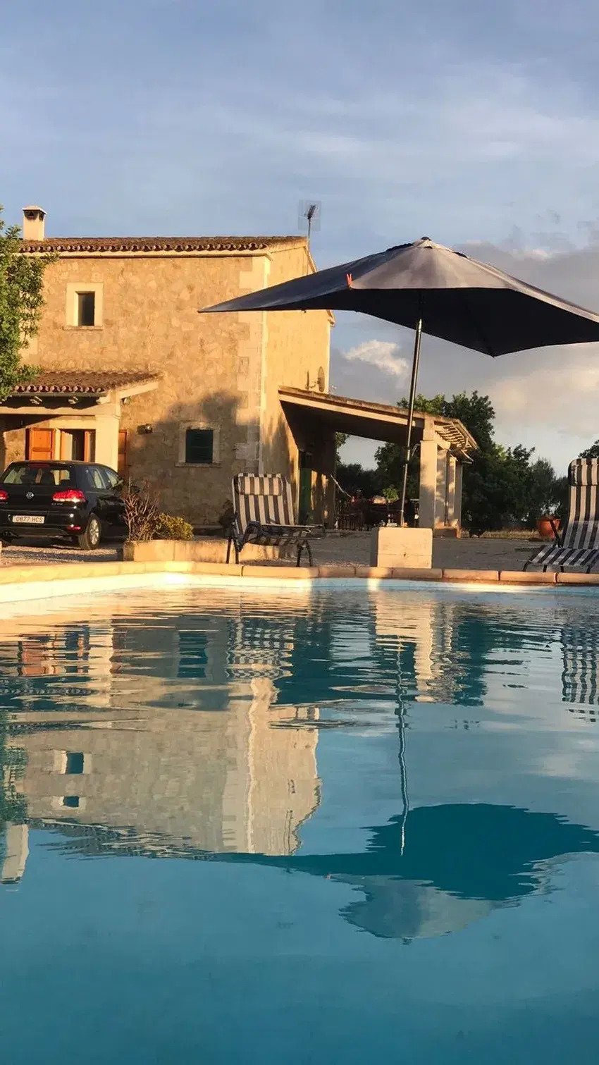 Pool und Außenansicht Pool und Außenansicht