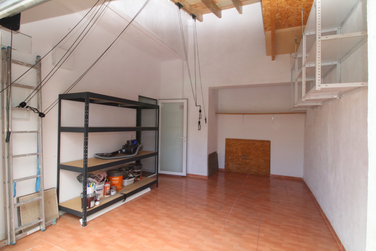 Garage Garage
