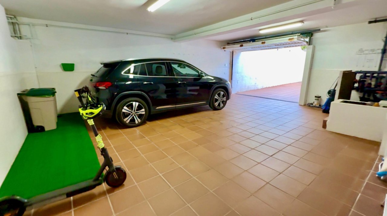 Garage Garage