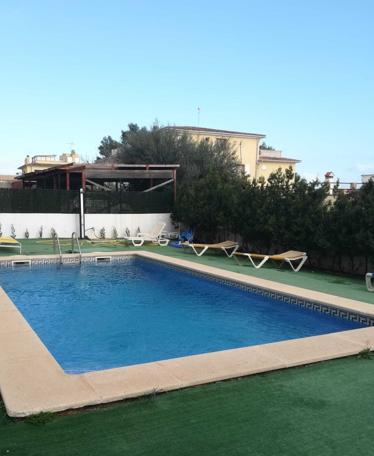 Pool Pool