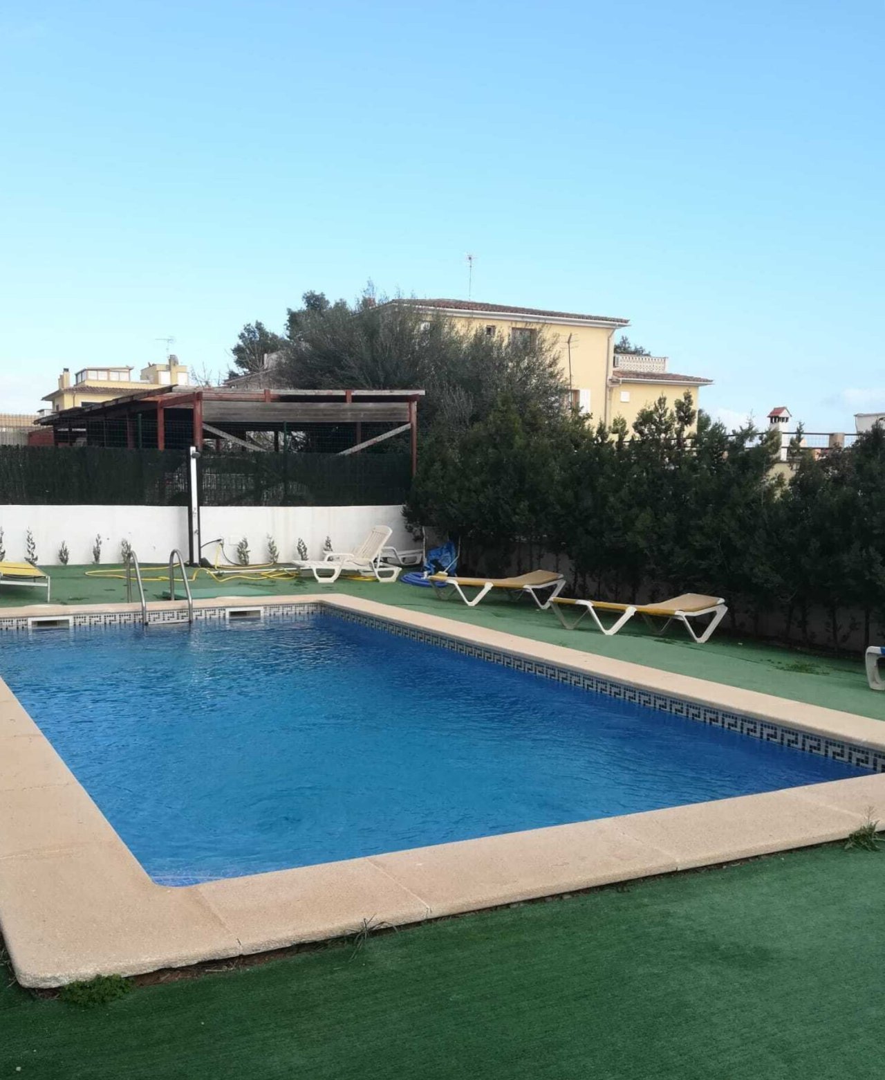 Pool Pool