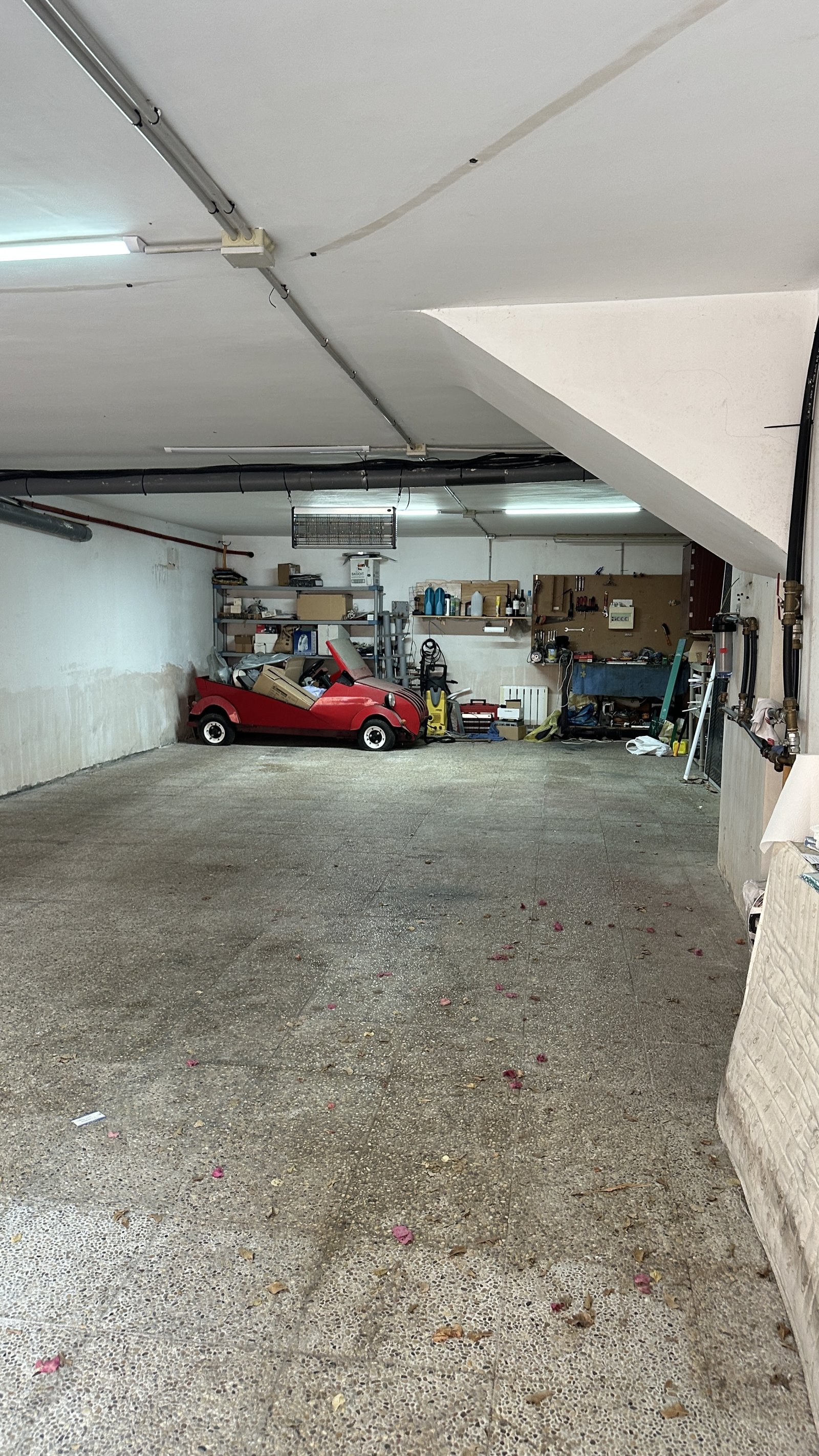 Garage Garage