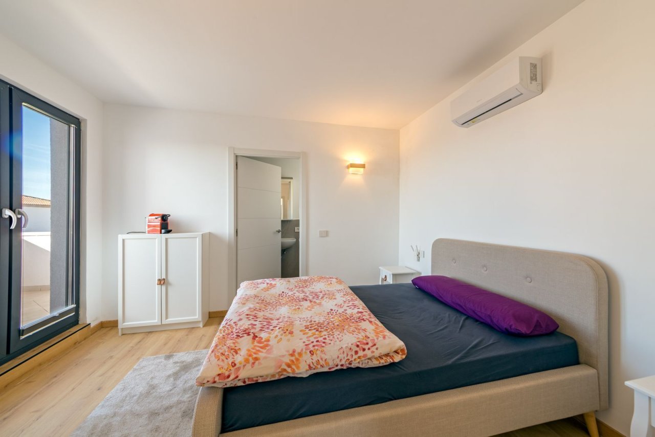 Schlafzimmer II
