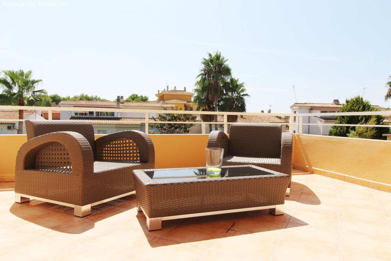 Moderne Maisonette Wohnung mit Dachterrasse Moderne Maisonette Wohnung mit Dachterrasse