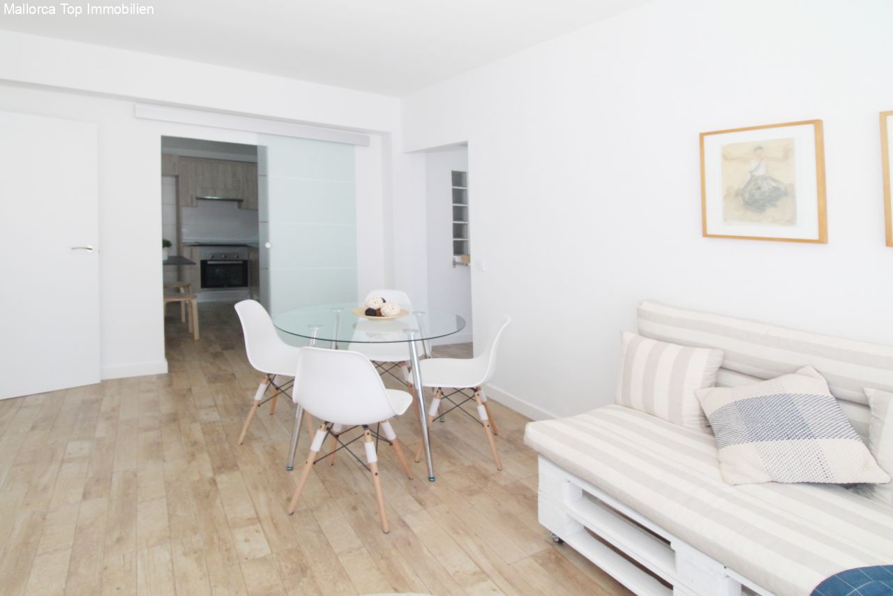 Renovierte Wohnung mit kleinem Meerblick  Renovierte Wohnung mit kleinem Meerblick