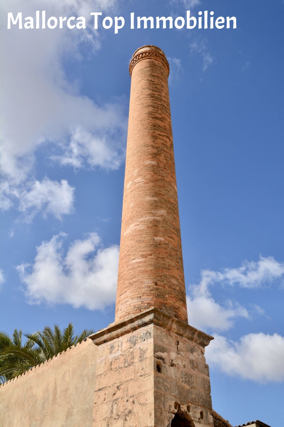 Historischer Wachturm – Authentisches Kulturdenkmal mit beeindruckender Architektur
