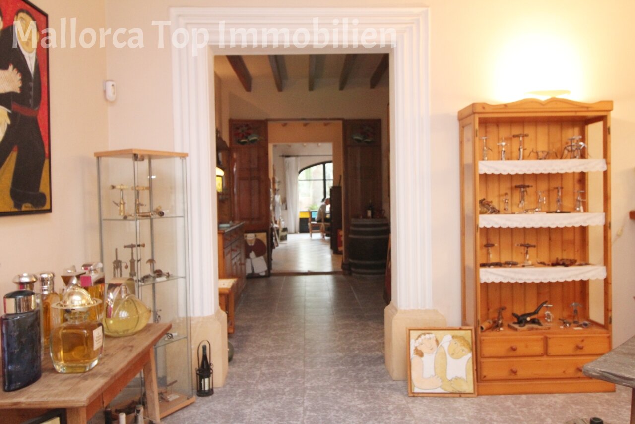 Wohnzimmer im Erdgeschoss Wohnzimmer im Erdgeschoss