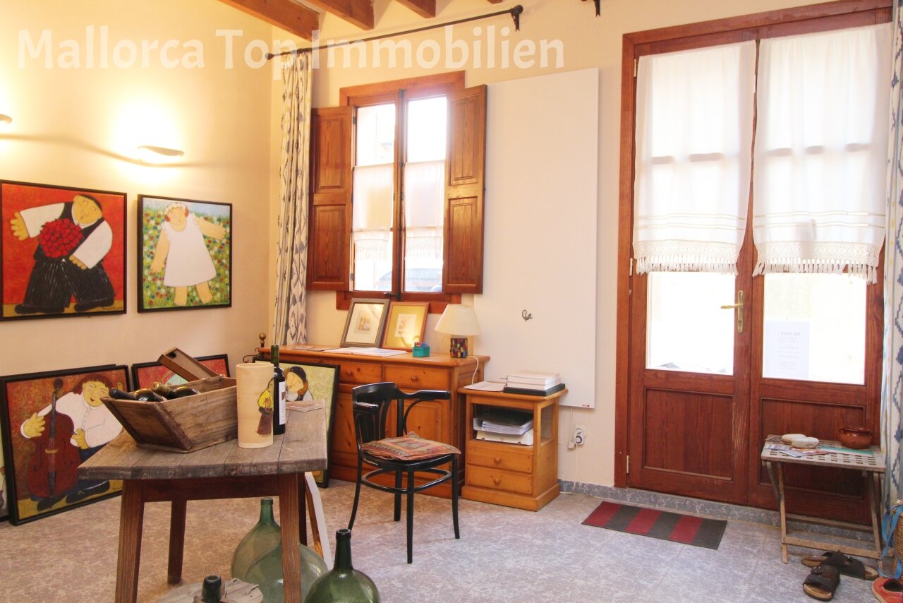 Wohnzimmer im Erdgeschoss Wohnzimmer im Erdgeschoss