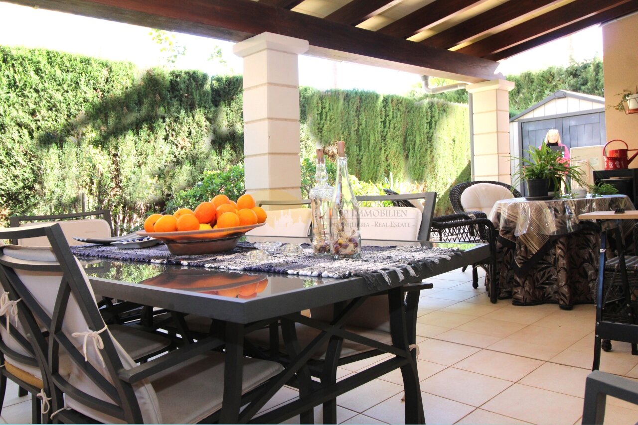 Terrasse vom Wohnzimmer Terrasse vom Wohnzimmer