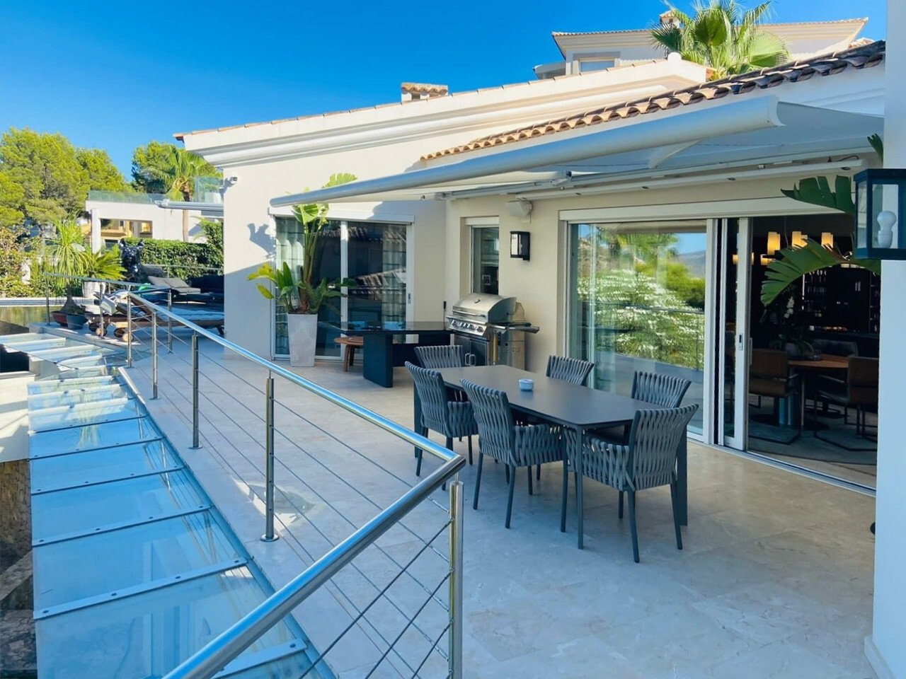 Terrasse mit Pool Terrasse mit Pool