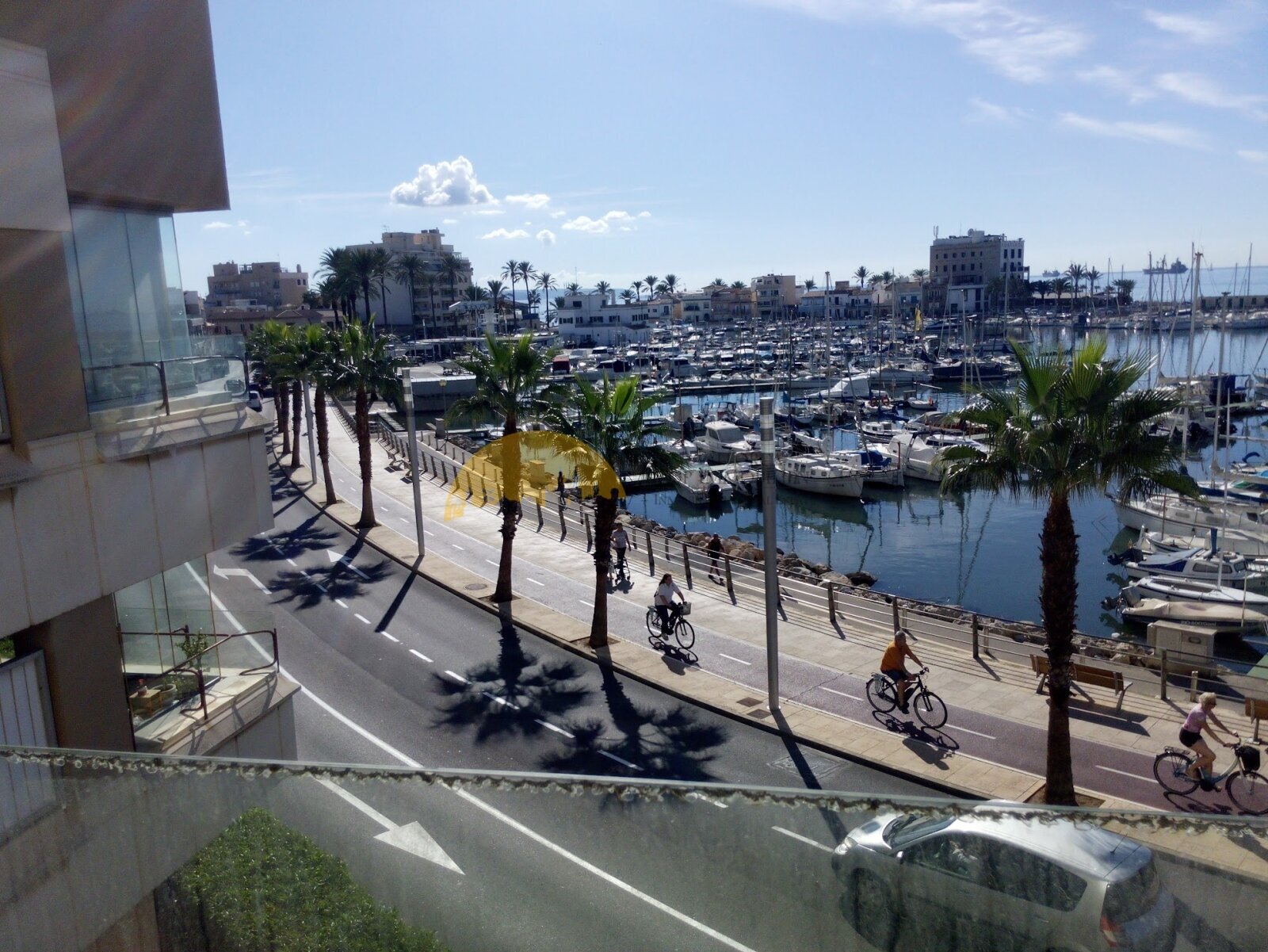 Exklusive Hafenfront-Lage mit direktem Zugang zur Promenade und Yachthafen-Panorama Exklusive Hafenfront-Lage mit direktem Zugang zur Promenade und Yachthafen-Panorama