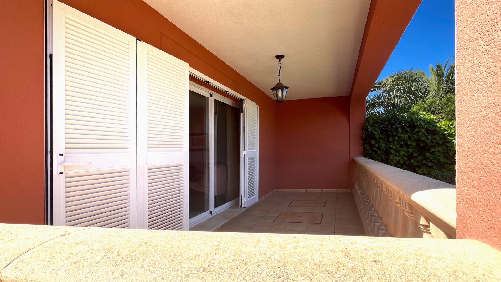 Terrasse vor dem Wohnzimmer Terrasse vor dem Wohnzimmer