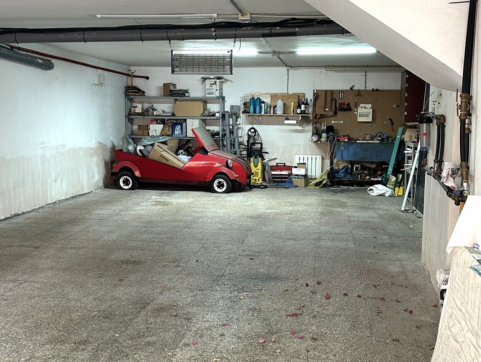 Garage Garage