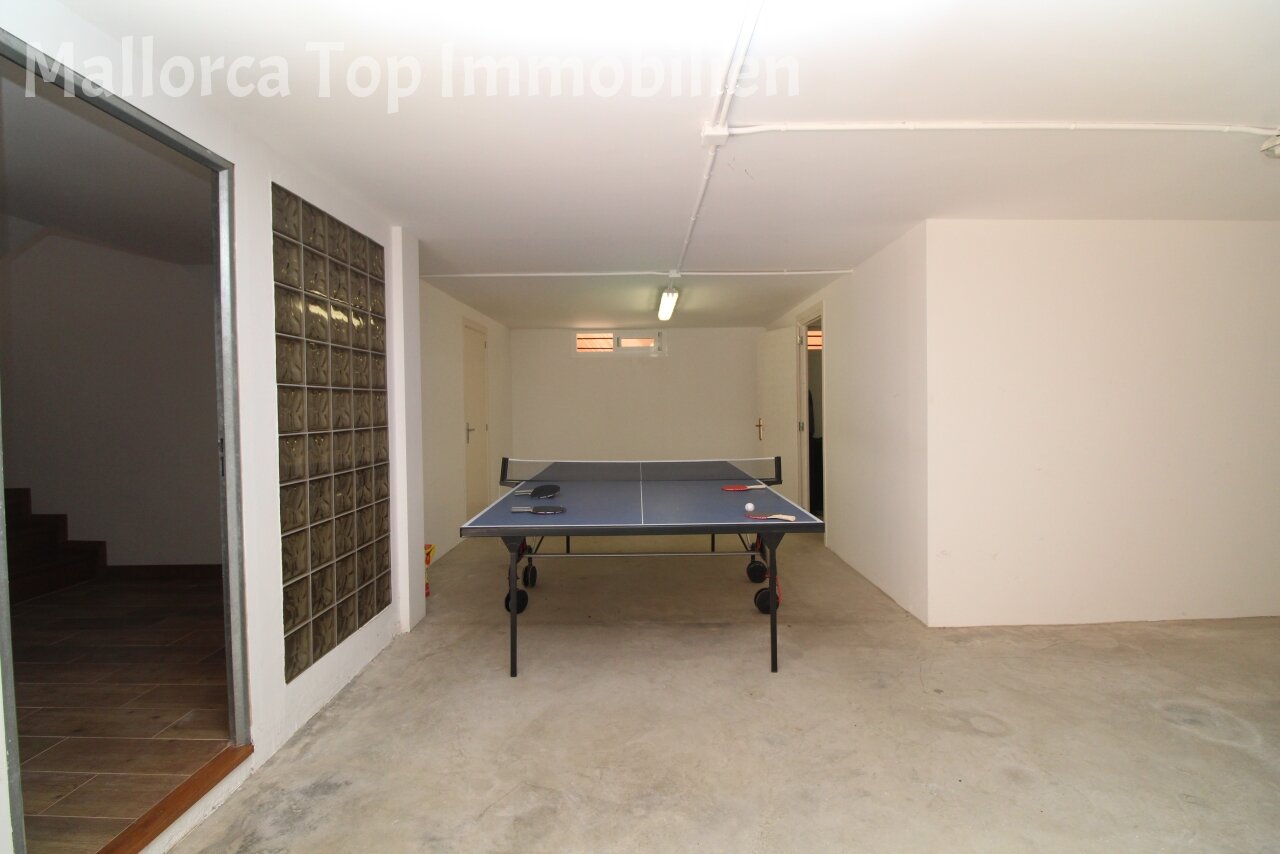 Stylish villa near the beach club Mhares