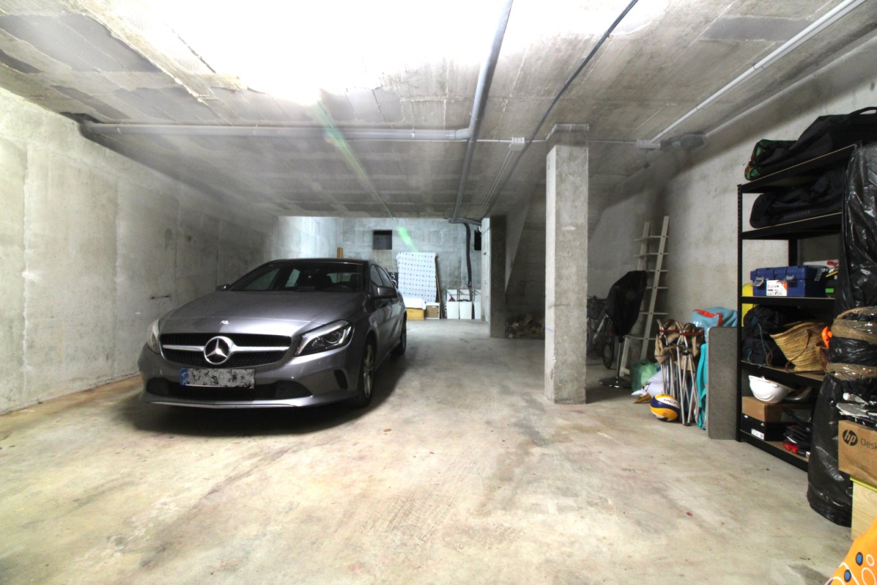 Garage Garage