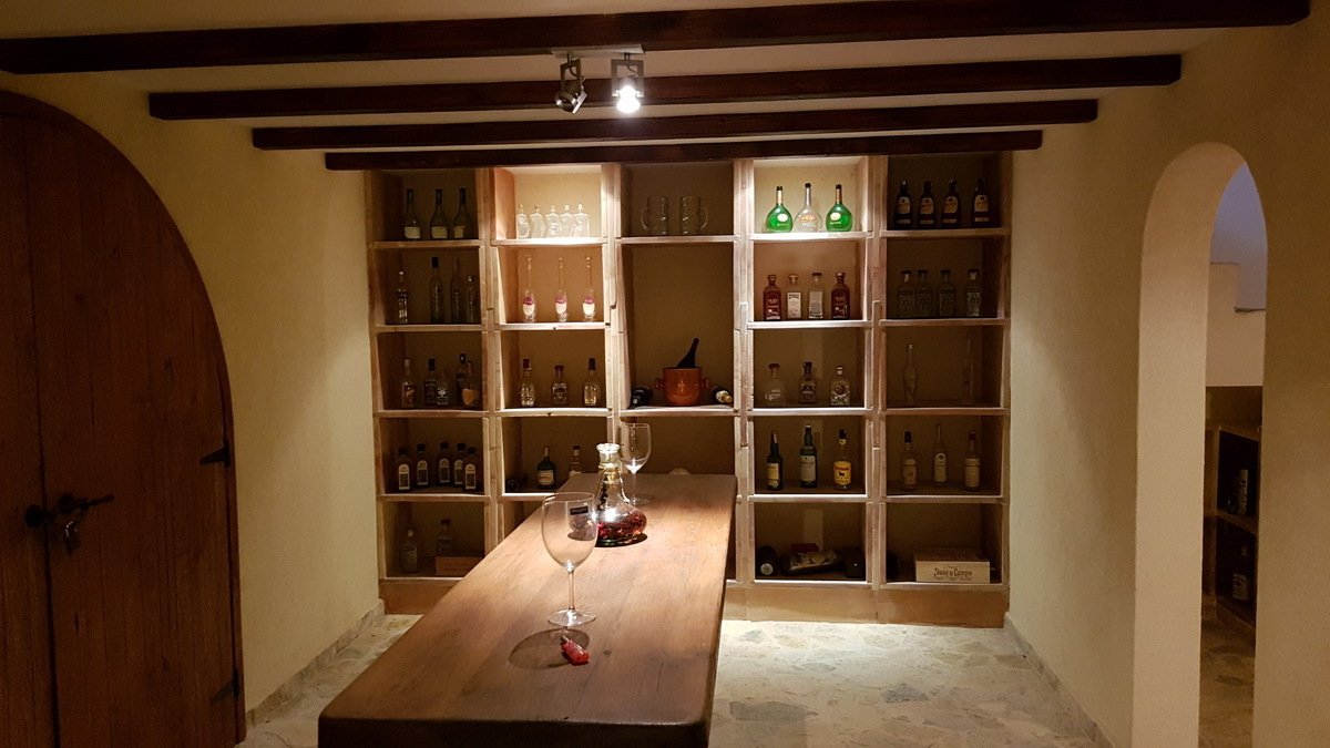 Fantastic villa with 360 degree panoramic sea and mountain views 