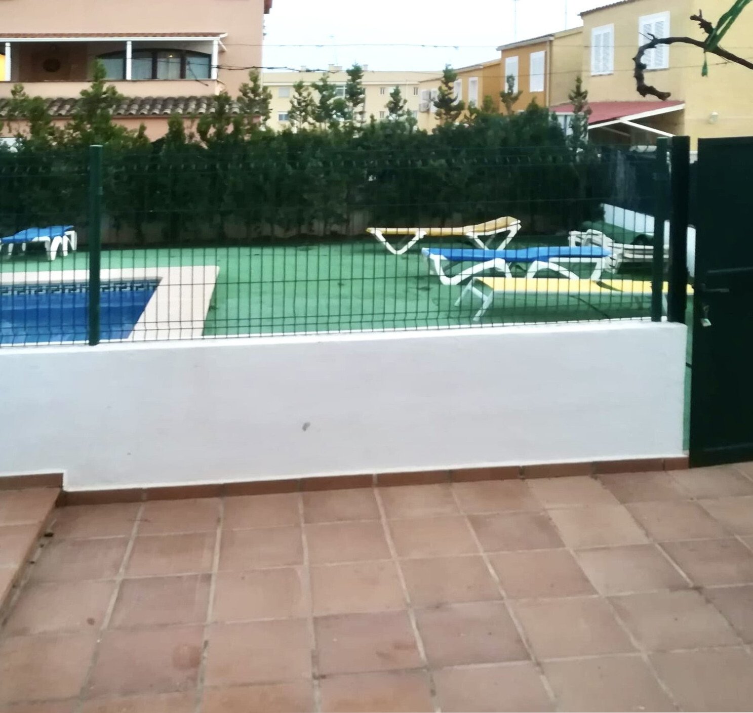 Charming Ground-Floor Apartment– With Private Garden and Pool Access