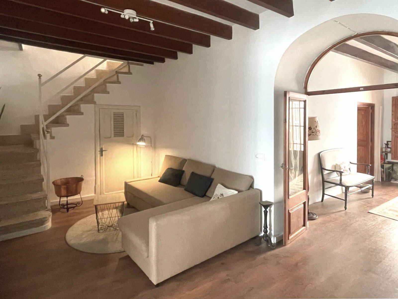 Stylish townhouse with Mallorcan soul and modern comfort in Sencelles