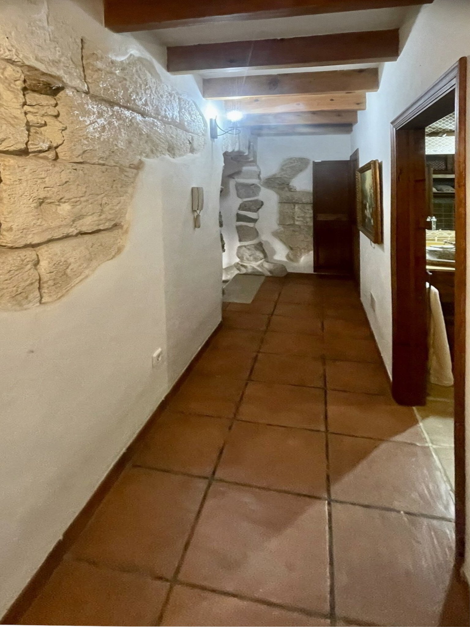 Charming Mallorcan Townhouse in the Heart of Caimari – Stylishly Renovated with Rooftop Terrace