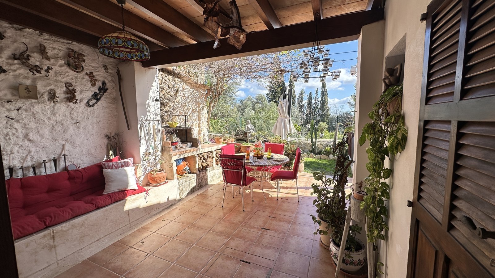Charming Mallorcan Townhouse in Campanet