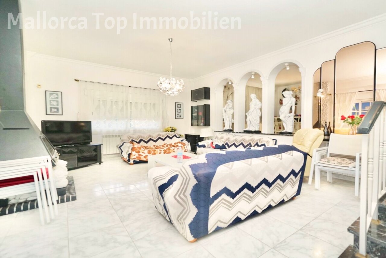 Villa with rental license for 8 beds in El Arenal