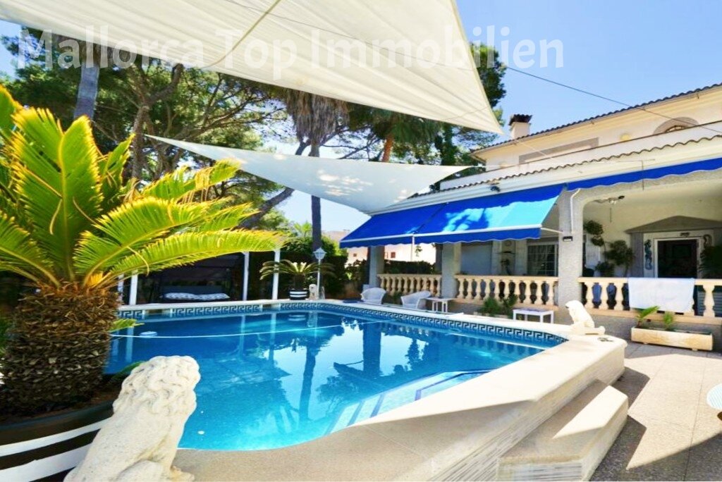 Villa with rental license for 8 beds in El Arenal