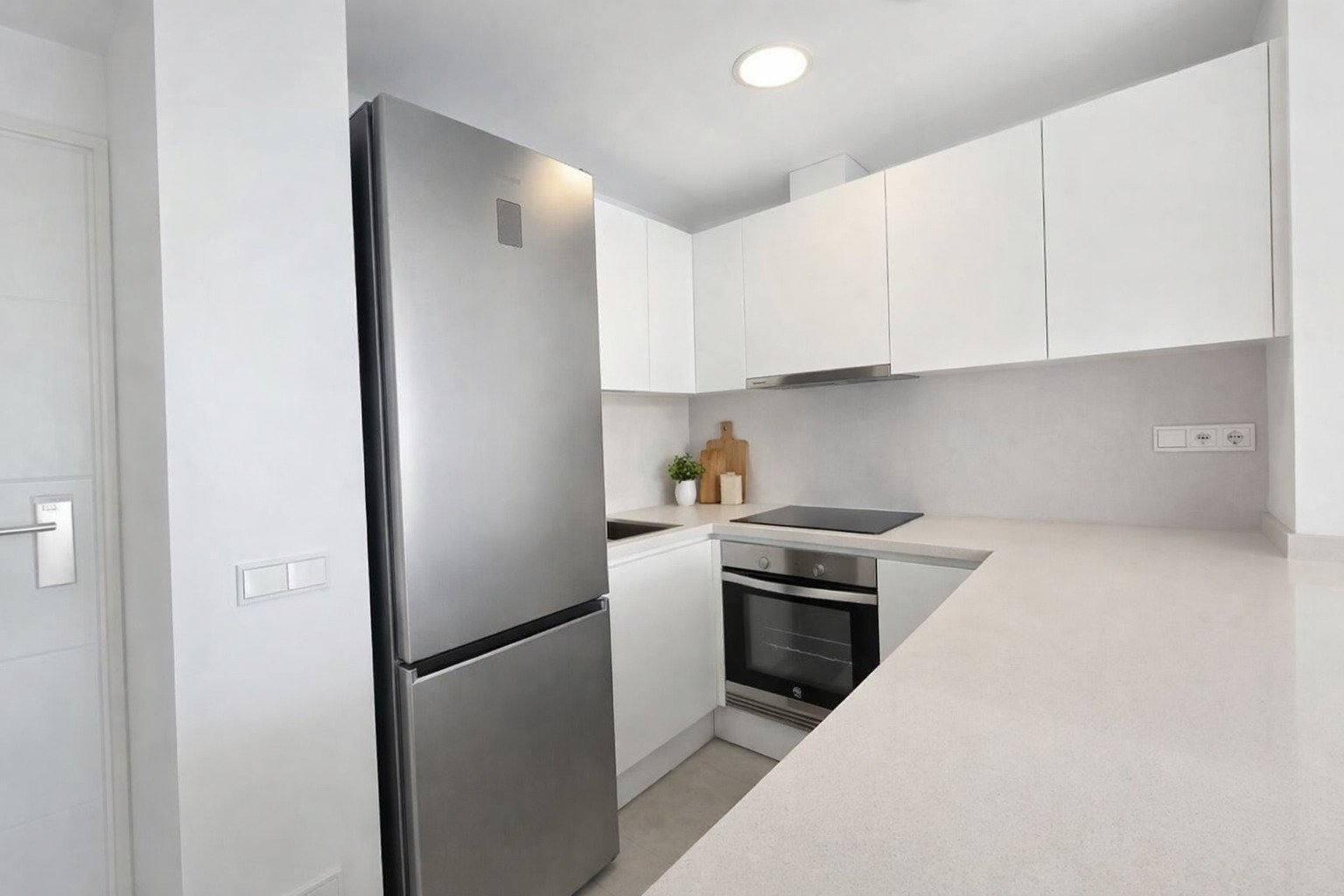 Mediterranean Elegance in an Exclusive Complex – Stylish Apartment with Premium Amenities