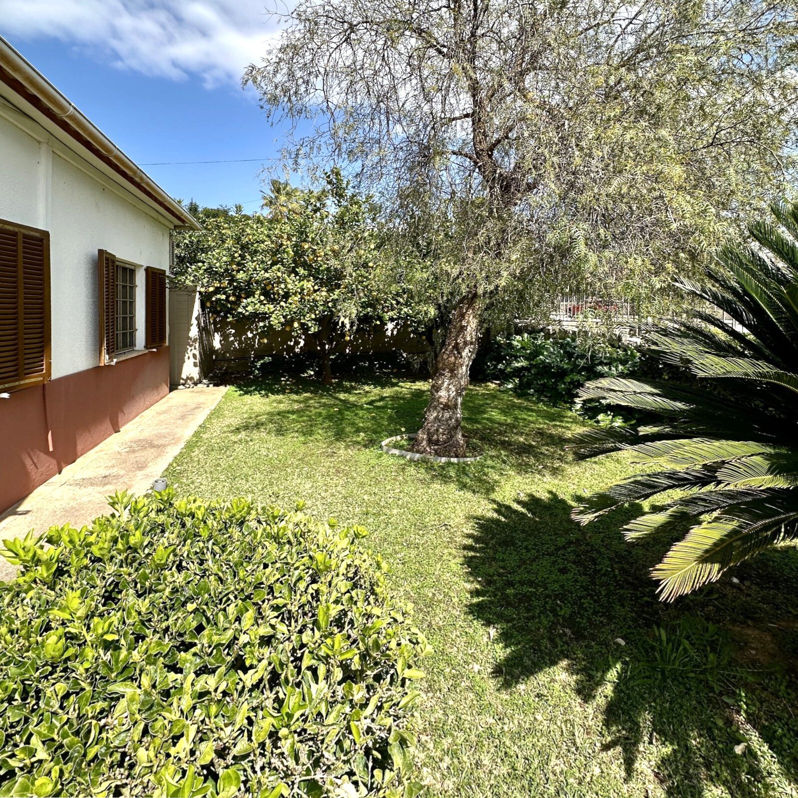 Stunning Detached Chalet in Palmanyola with Large Pool and Garden