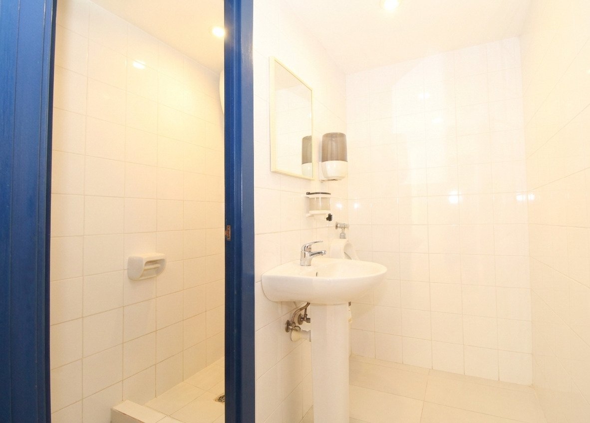 Urban Perspectives with Development Potential – Spacious Unit in a Prime Elevated Position