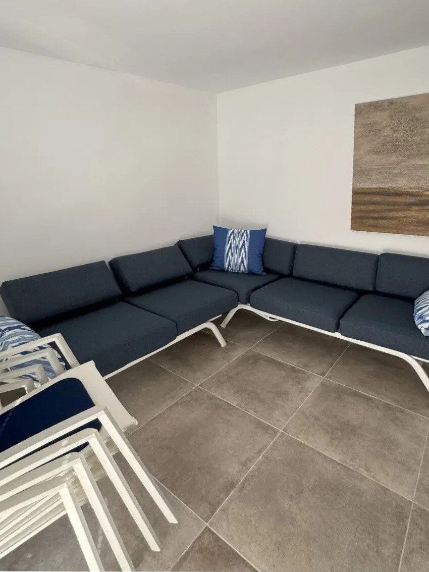 Elegant Penthouse with Rooftop Terrace and Spa in Pere Garau