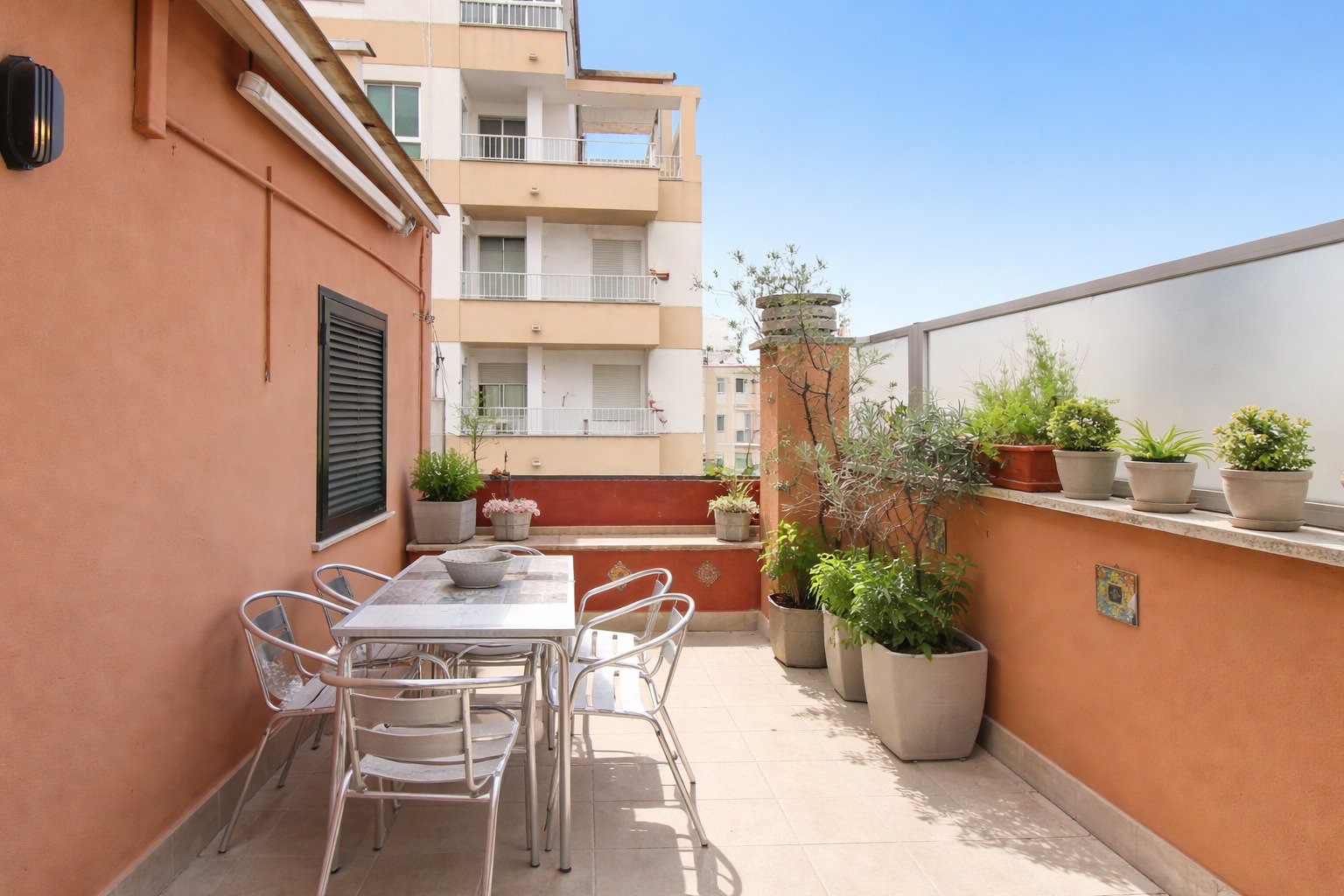 Building with three floors and expansion potential - Exclusive investment opportunity in Palma