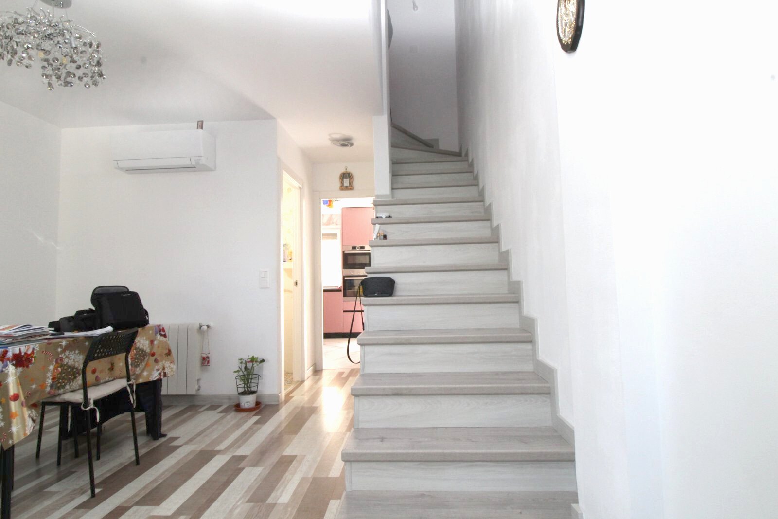 Spectacular terraced house with sea views in El Arenal