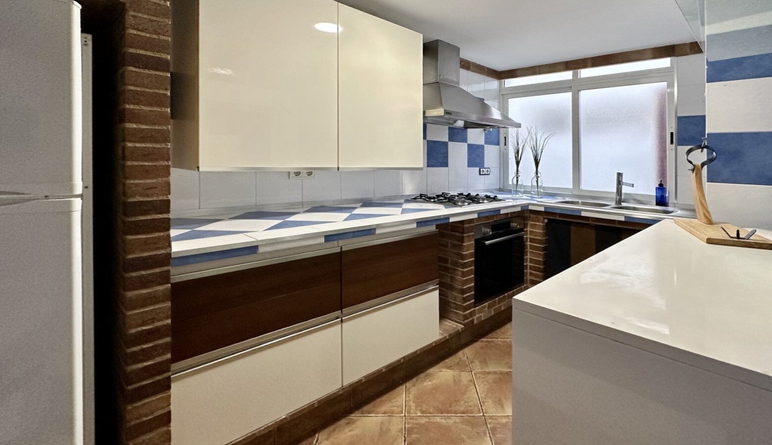 Renovated and furnished: 3 bedrooms near the sea