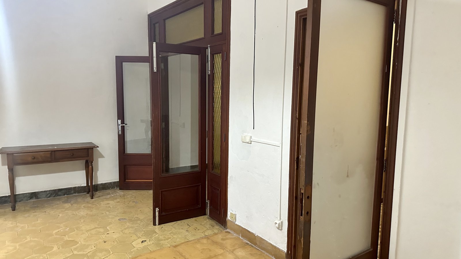 Townhouse Apartment for Renovation