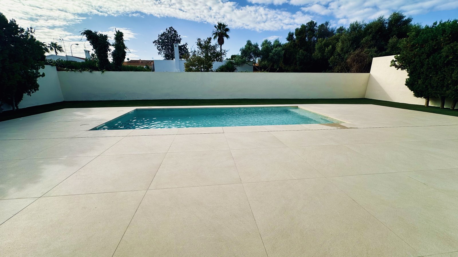 Modern Design Villa with Pool in Bahía Grande, Mallorca