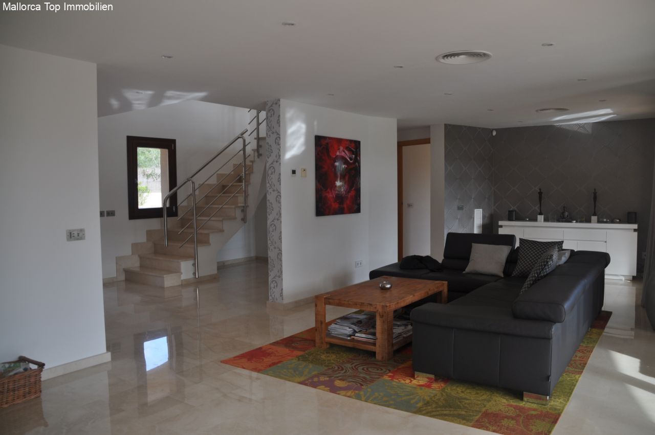 Fantastic family home that leaves nothing to be desired.