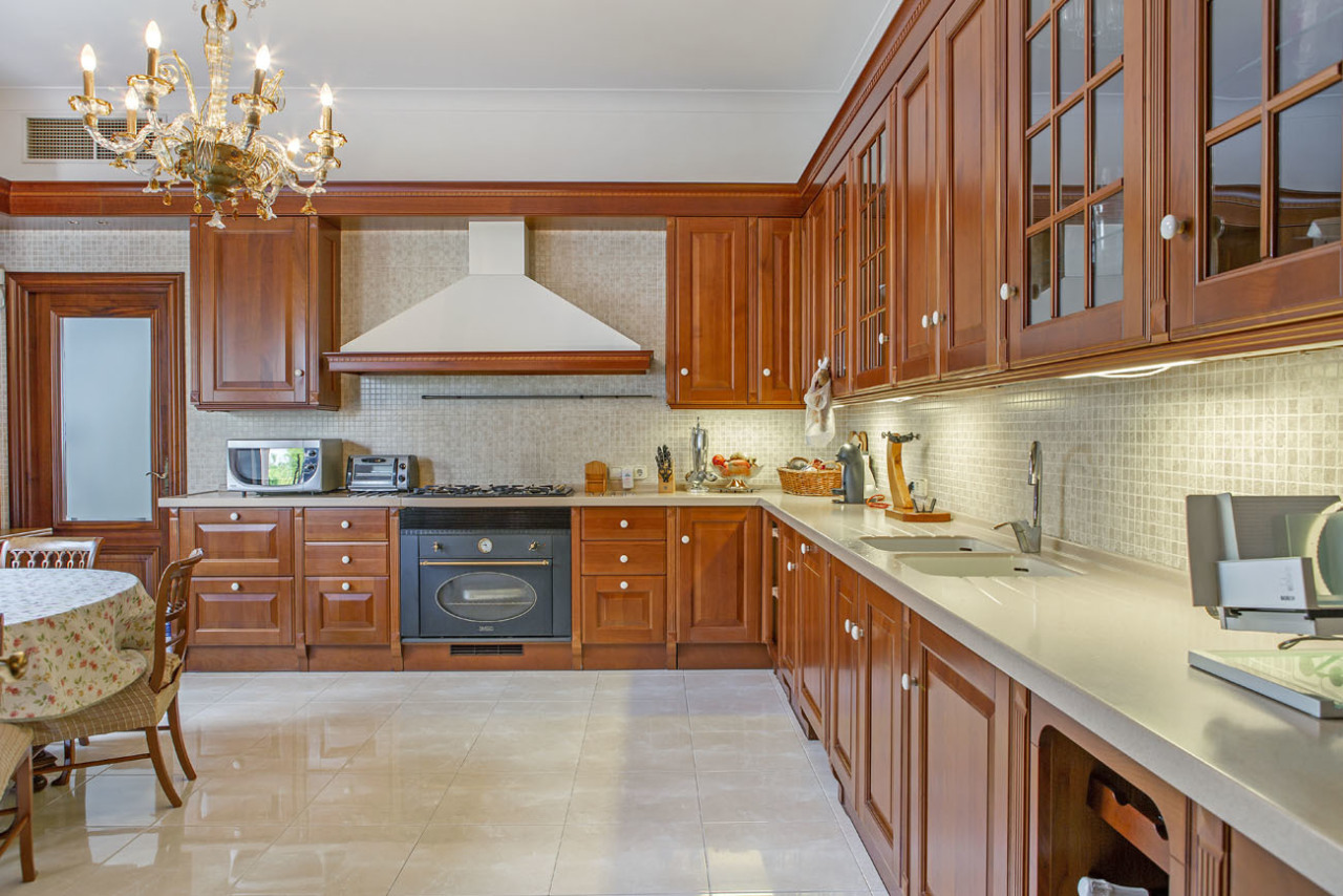 Son Veri Nou. Luxury villa of the highest class in 1. Line