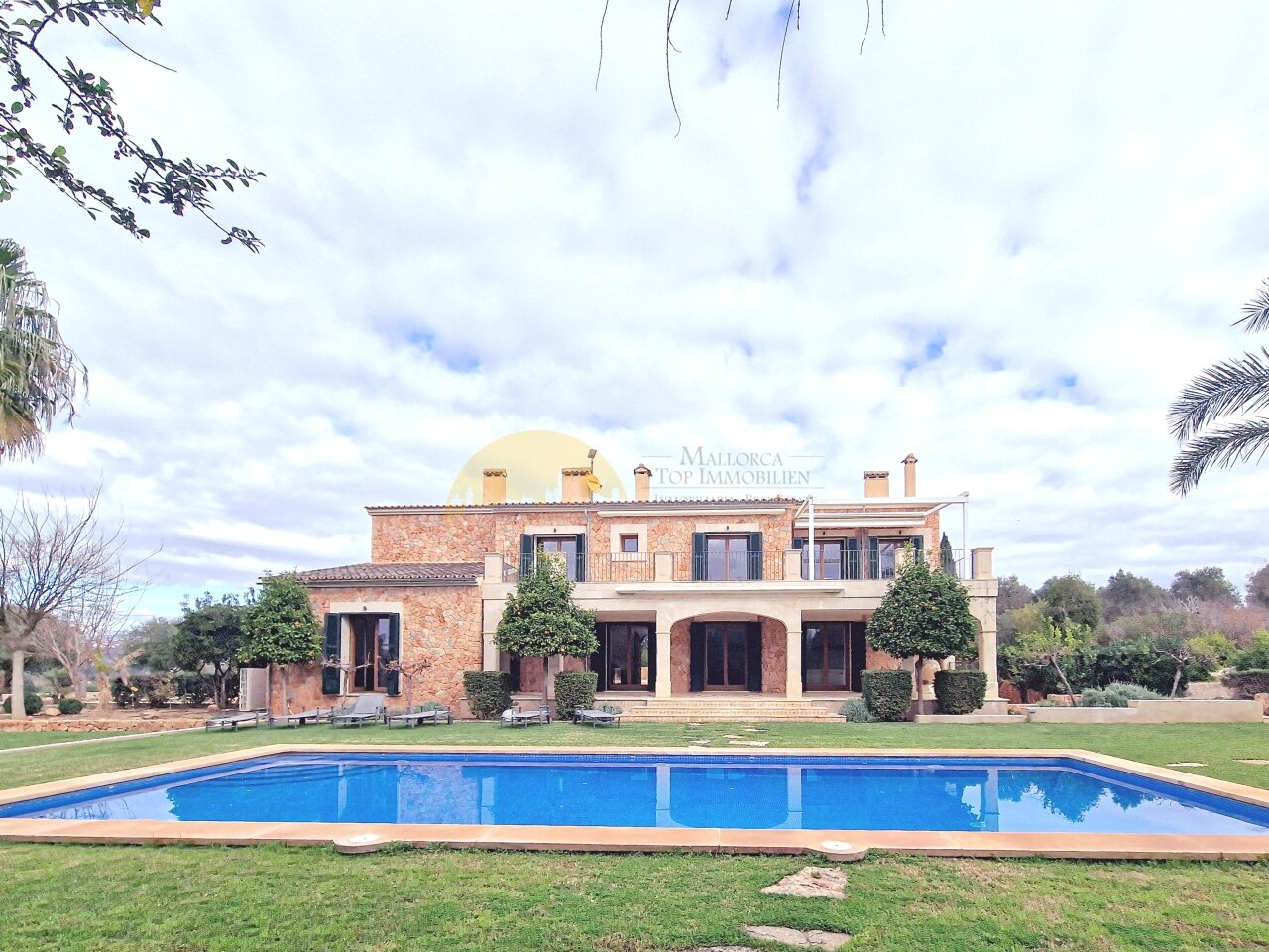 Finca mit Pool in Son Gual