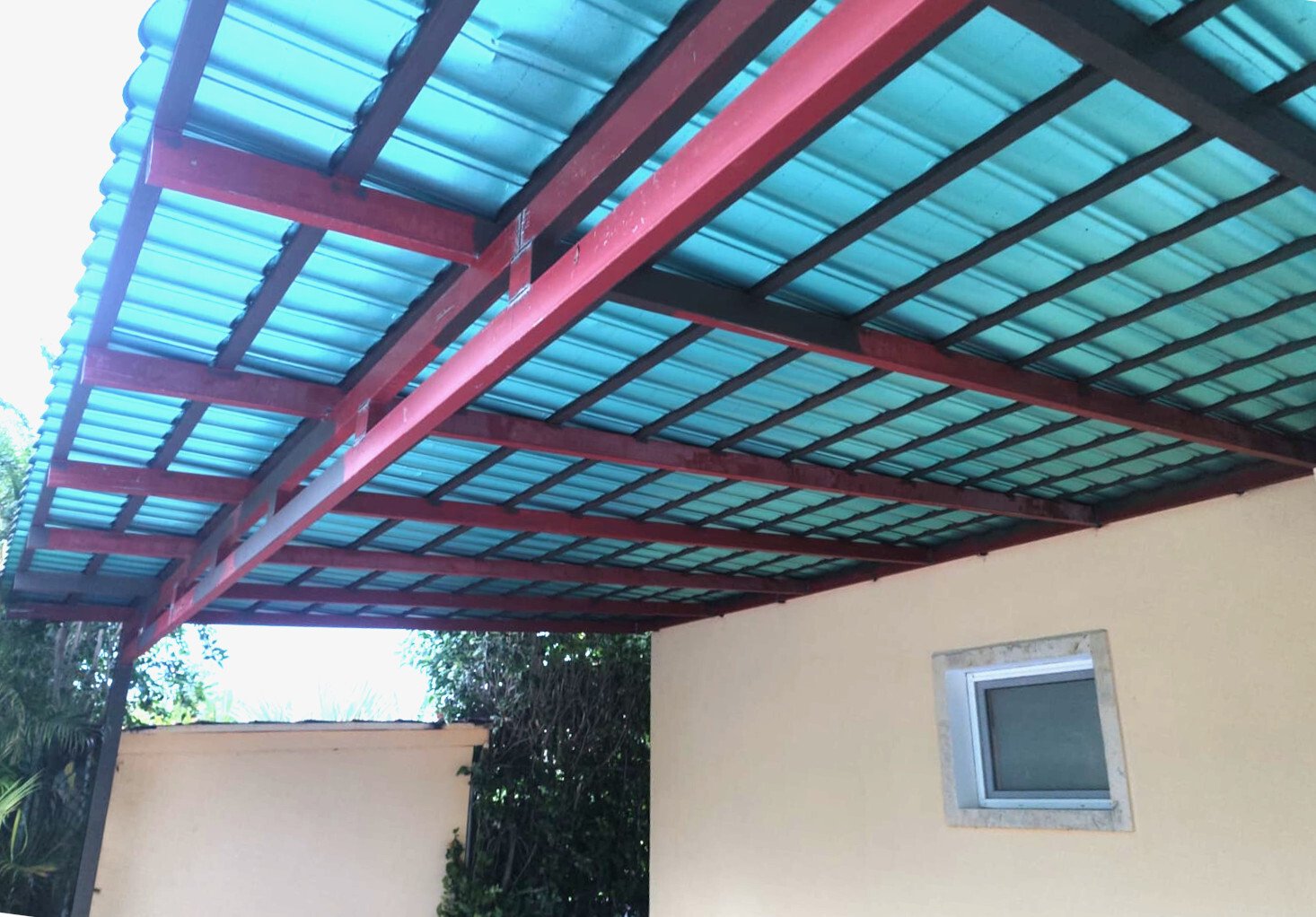 Modern pergola with intelligent light transmission and weatherproof construction Modern pergola with intelligent light transmission and weatherproof construction