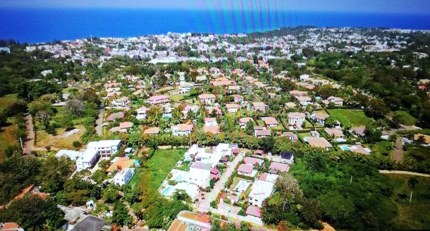 Aerial view: Exclusive residential area with sea view and well-maintained property in a desirable location Aerial view: Exclusive residential area with sea view and well-maintained property in a desirable location